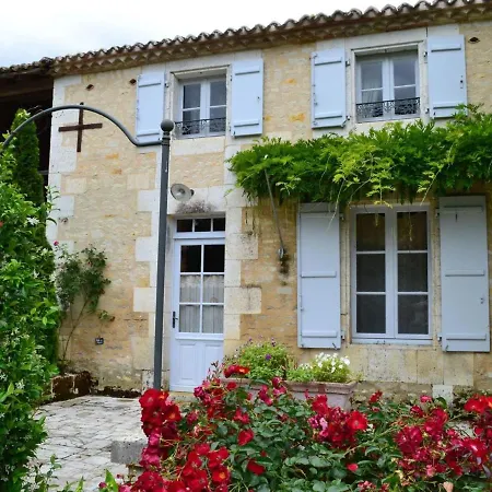 Vars, 3 Pieces, 4 Personnes - Fr-1-653-33 Vars (Charente)